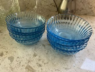 (8) Indiana Glass Company Blue Glass Bowls
