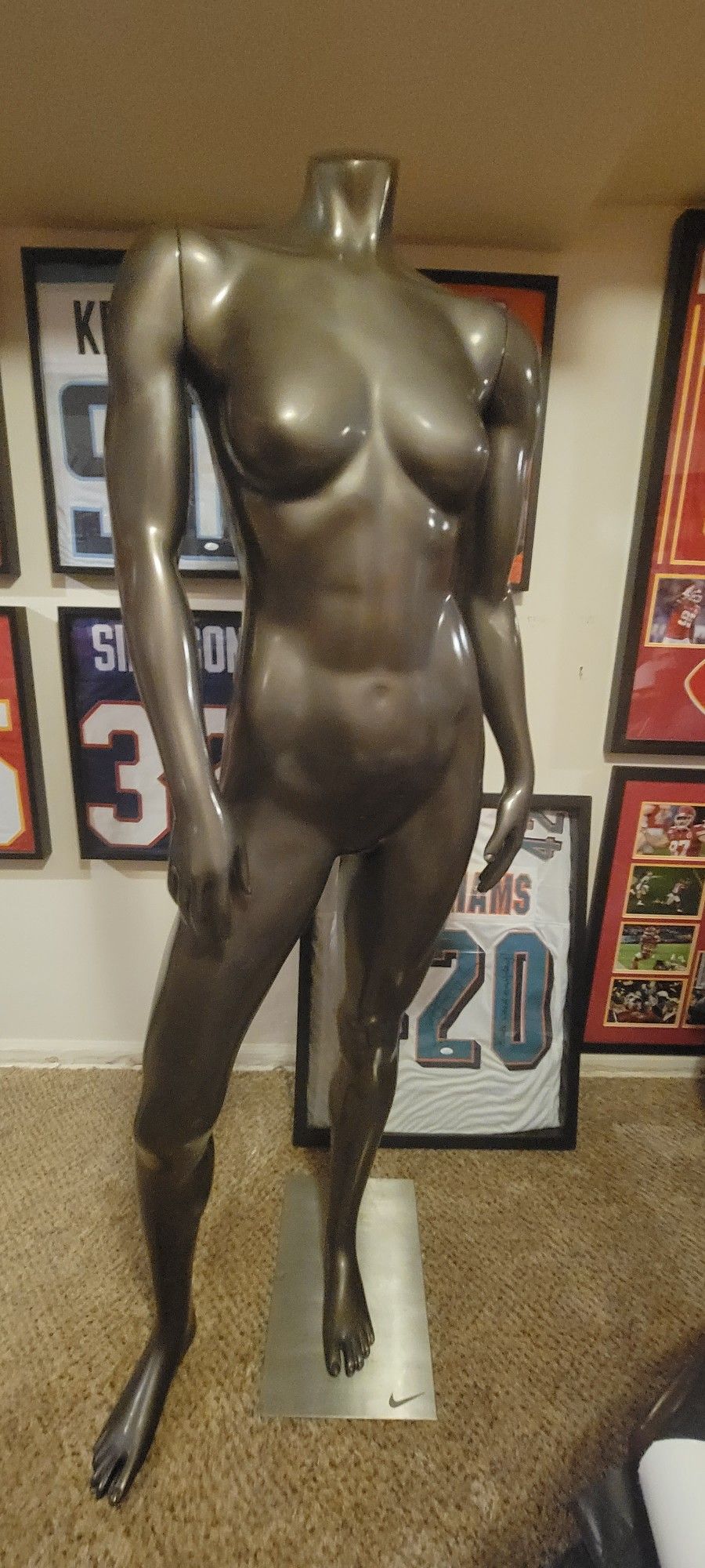 Nike Mannequin