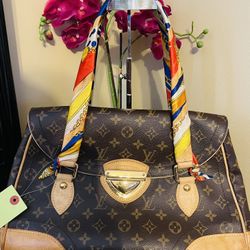 Louis Vuitton Beverly GM Handbag 