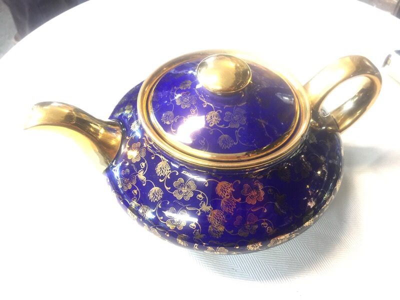 Tea pot Limoges royal Mazarine Sebring Ohio.