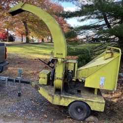 Vermeer 620BC Wood chipper 6” Capacity (Needs New Motor)