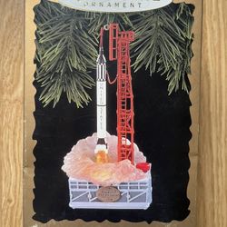 Hallmark Freedom 7 Keepsake Ornament 