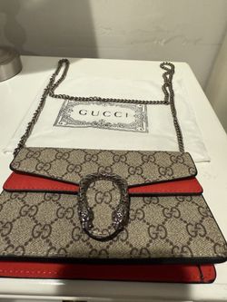 Gucci supreme monogram dionysus crossbody shoulder bag- red