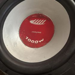 Alpine Sub Woofer