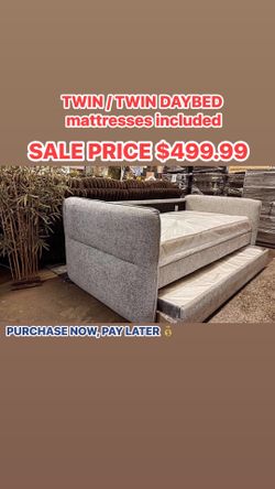 Twin/Twin Daybed with mattresses included