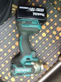Makita 18v impact 1/2 driver with 5.0 battery no charger