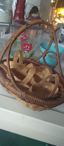 Basket all 1 dollars