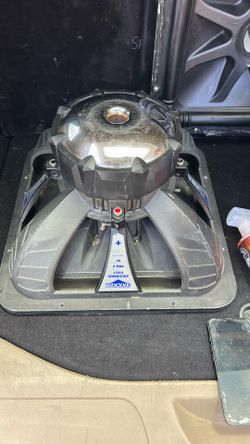 15 inch kicker solo-Baric squared