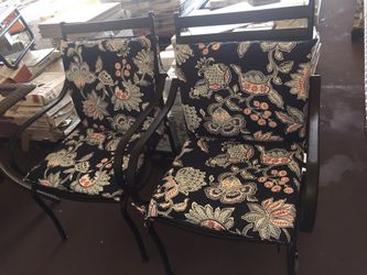 Patio chairs with cushions