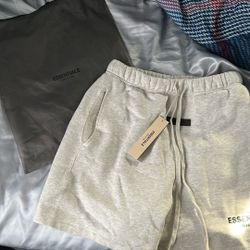 Authentic essential shorts size Xs(Fits like small)