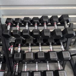 Top quality ⭐️New pair of 5,10,15,20,25,30,40,50,60lb rubber dumbbells with rack. $640