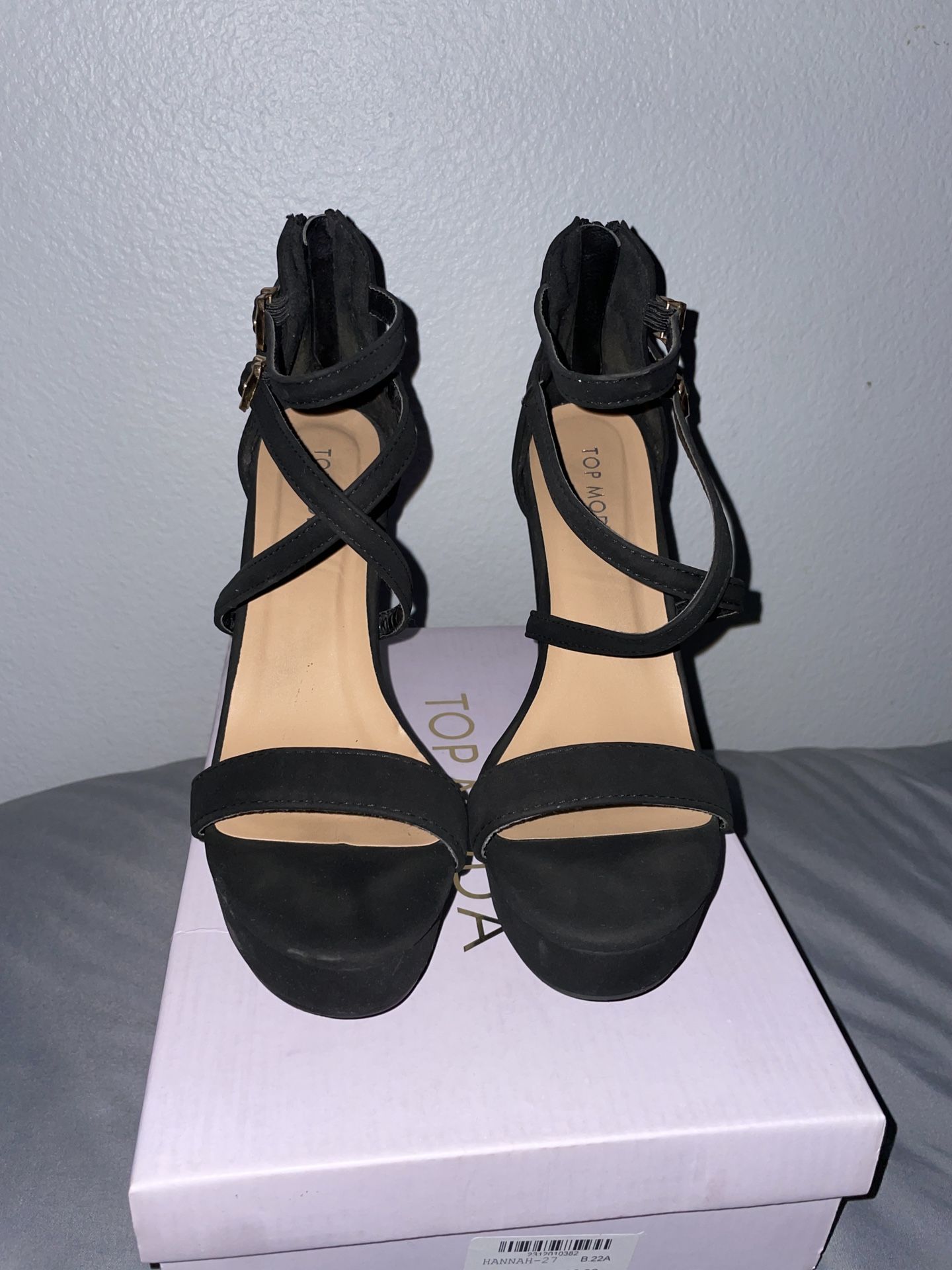 Black Top Moda Heels