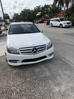 2011 Mercedes-Benz C-Class