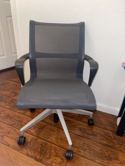Herman Miller Setu Chair