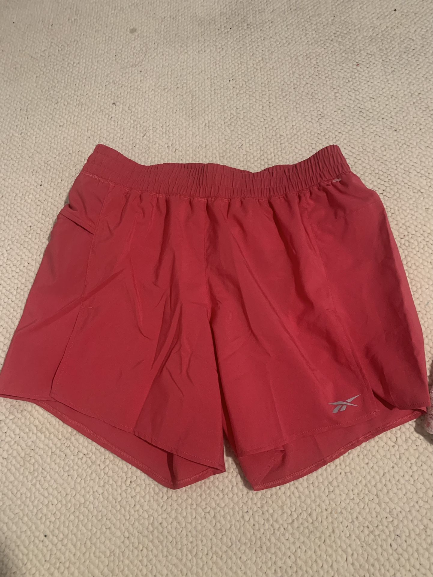 Nwt Womens Xs Pink Reebok Shorts 