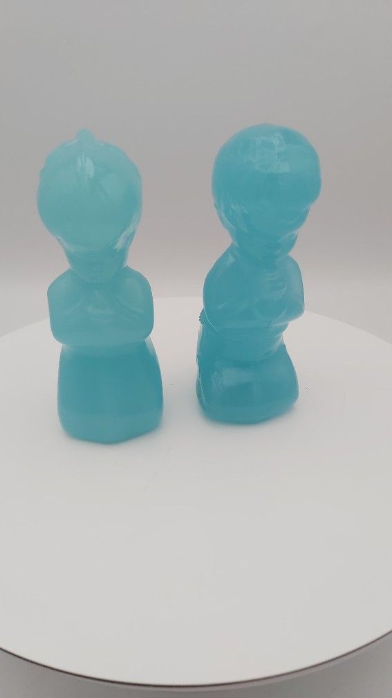 Lovely Vintage Fenton Glass Praying Boy & Girl