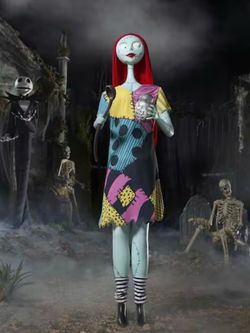 6 FT Deluxe Life-Size Animated Sally