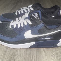 Air Max 90  men size 8.5 or women 10 