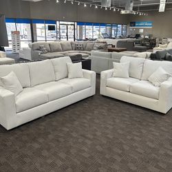 Oversized White Sofa Set