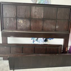 Queen Bed, Wood