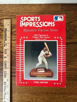 1990 Sports Impressions Tony Gwynn San Diego Padres MLB Baseball Action Figure Red