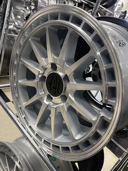 TIRED OF THOSE PLASTIC WHEEL COVERS? 17" 5-LUG RIMS (5X114.3) βVehicle Fitment: Give your Honda Accord, Toyota Camry, Ford Mustang, Nissan Altima, or