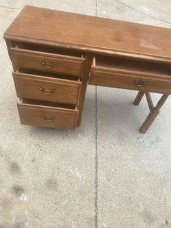 Wood desk /escritorio de madera
