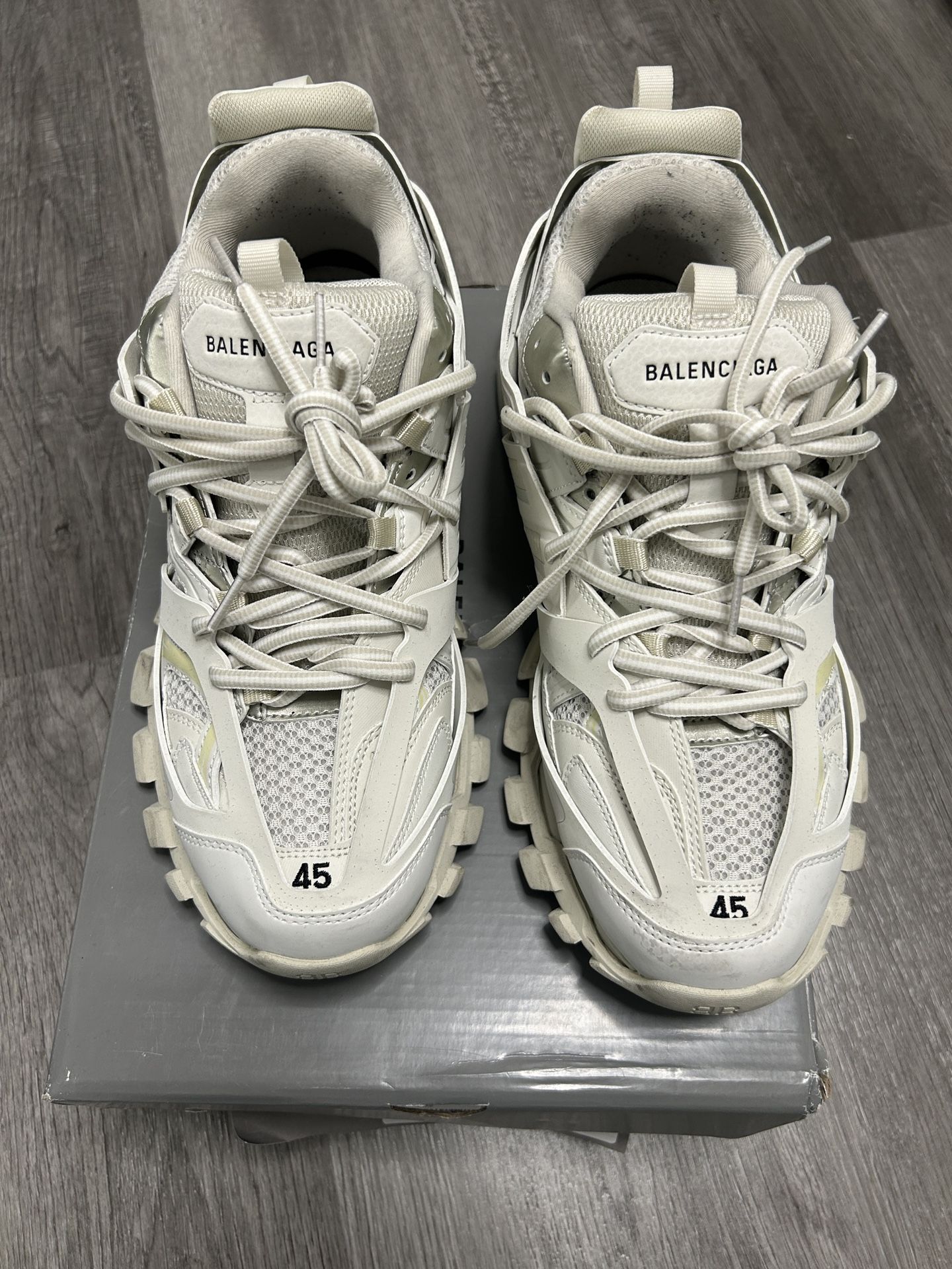white balenciaga tracks