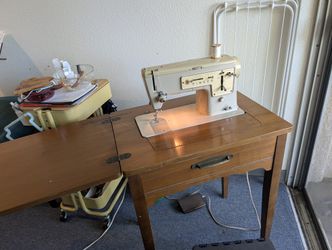 Vintage Singer Solid Metal Sewing Machine
