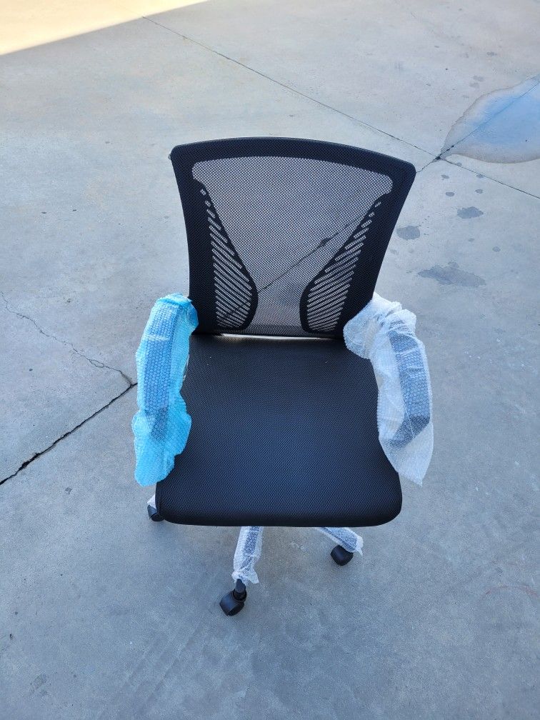 Office Chair, Ergonomic Mesh, Swivel Lumbar Support 