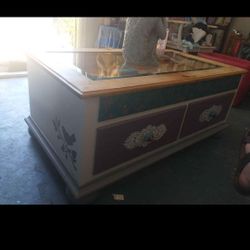 🌿🌀Cool Shadow Box Coffee Table🌿🌀$150