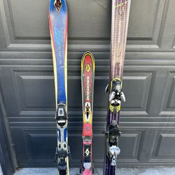 Skiis