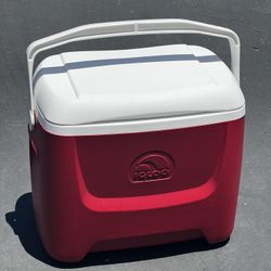 Red Igloo Cooler, 28qt