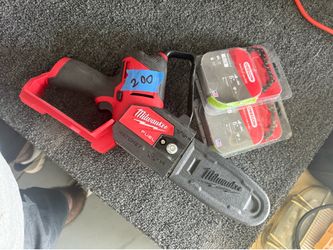 Milwaukee Hatchet 12 volt 6” chainsaw