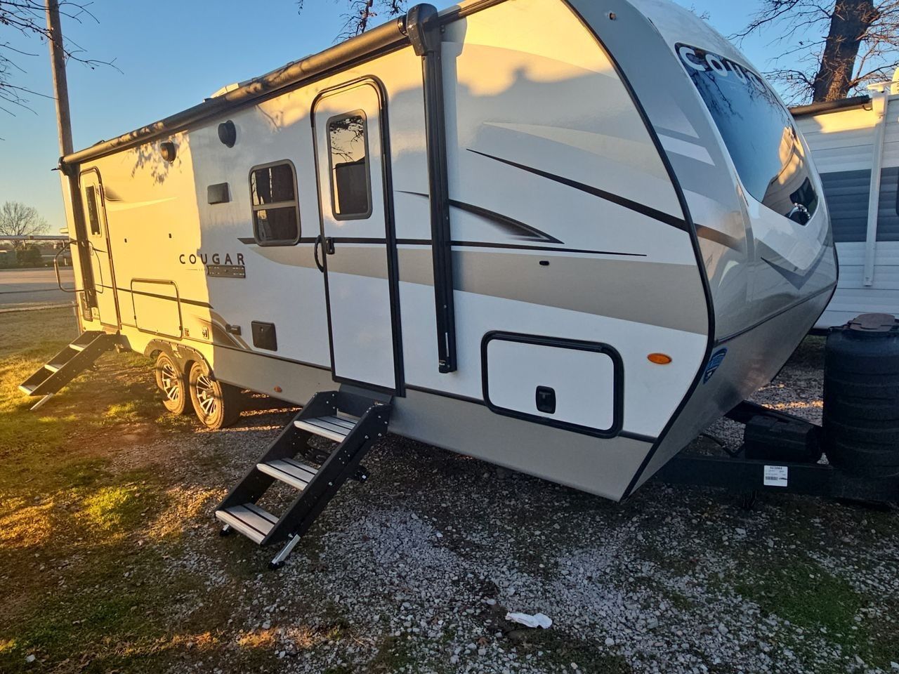 2025 Keystone Cougar half-ton 26rbs