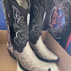 Women’s Boots