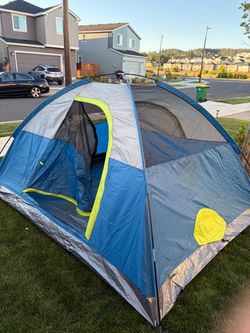 Tent ⛺️ For 3-4 people