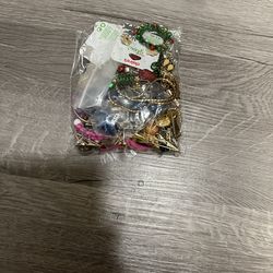 Junk Jewelry Bag - Bag full of Broken & Vintage Jewelry