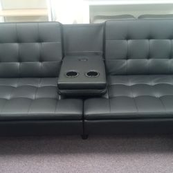 Black Futon Couch USB / Cupholders 