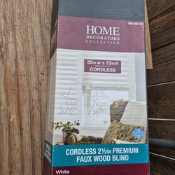 Cordless 2 1/2in Premium Faux Wood Blind
