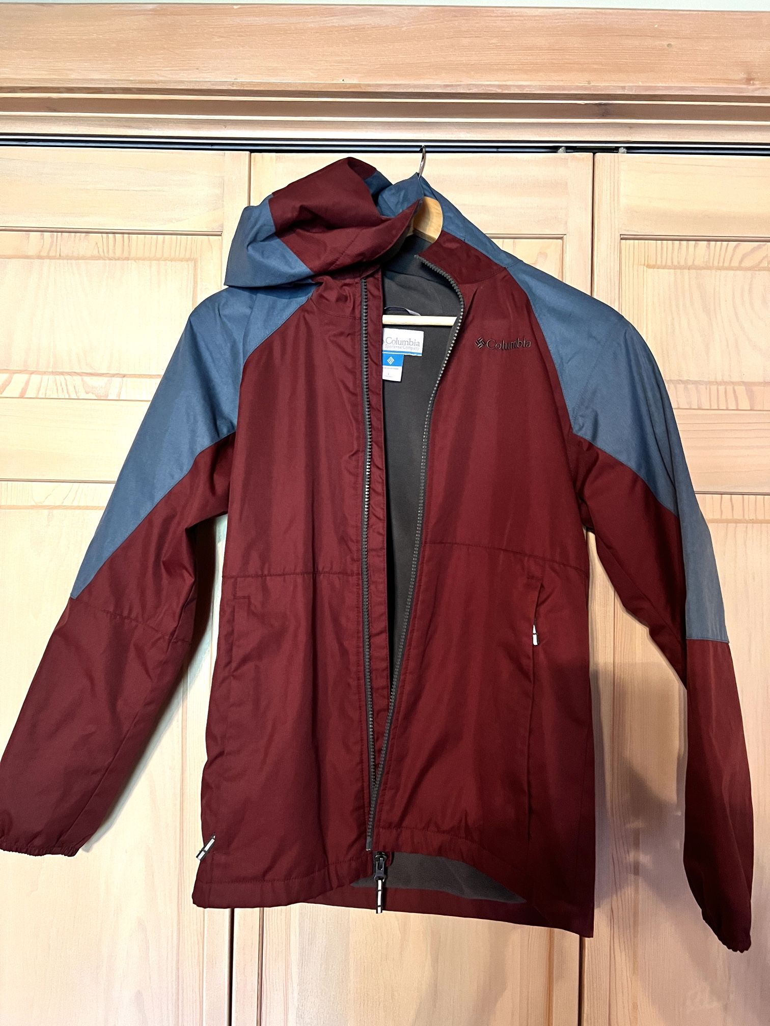 Boys Columbia rain jacket, size large.