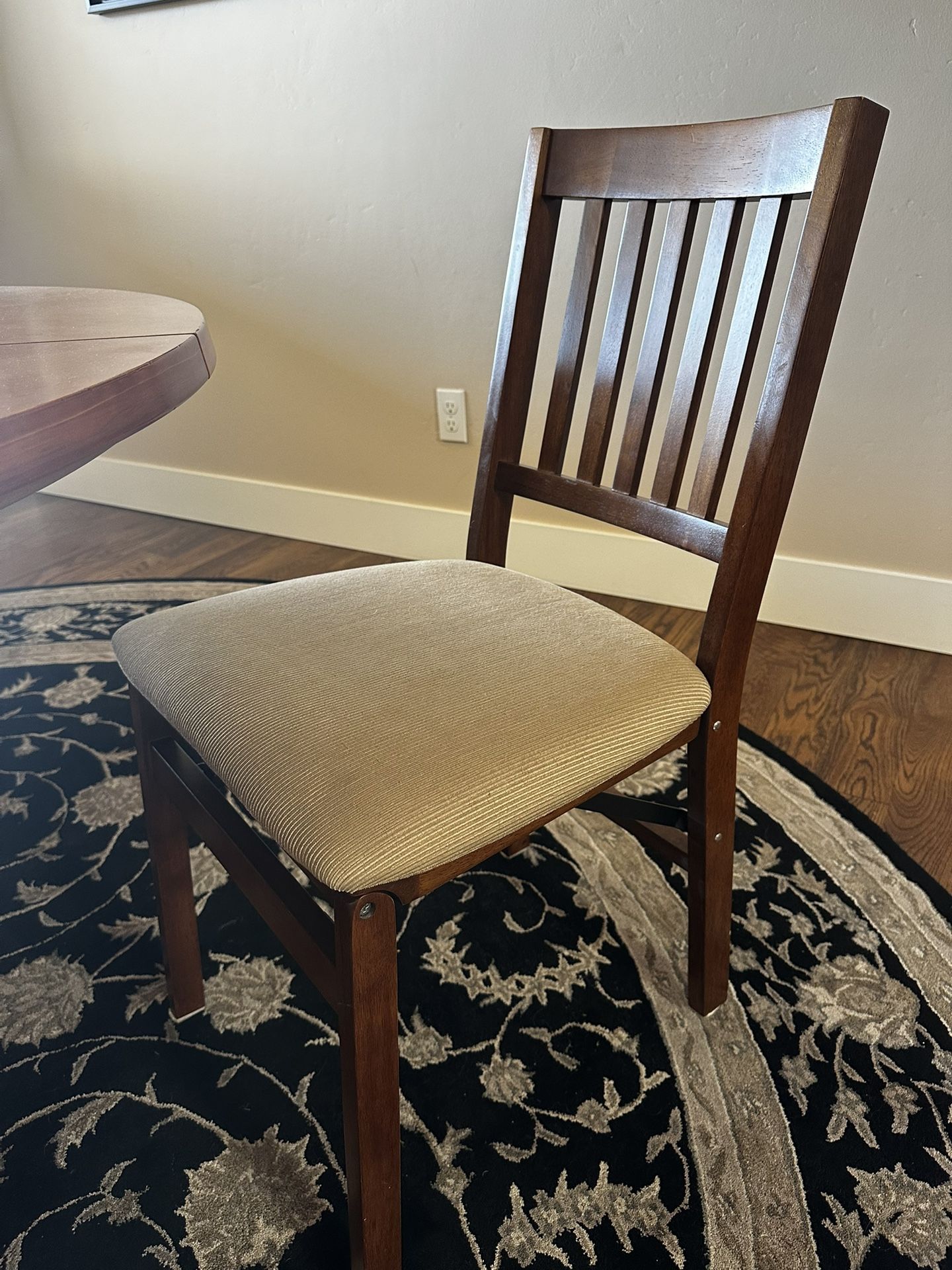 Padded Folding Wooden Chairs