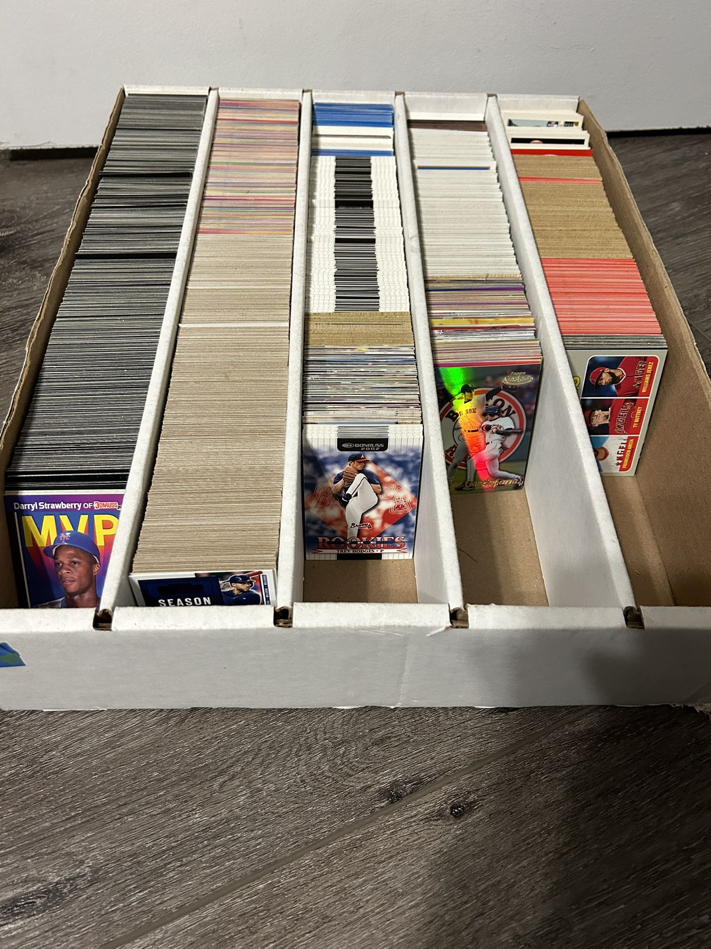 400ct Box Full Of random baseball cards 80s-23s