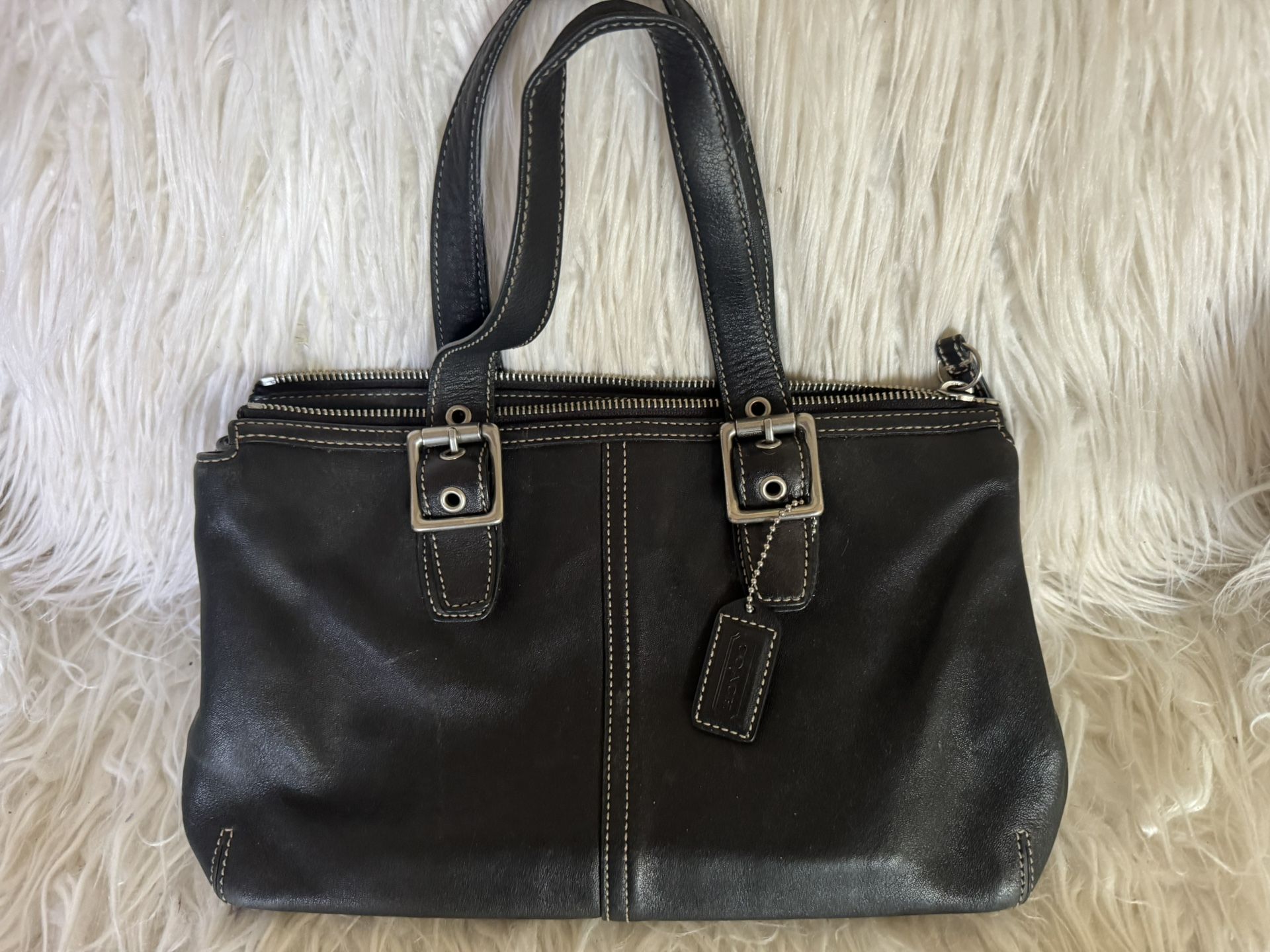 COACH PURSE 15$