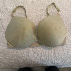 Victorias Secret Bras Most Of Them Are 36D 25 Each