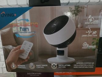 Ocilatin fan w remote