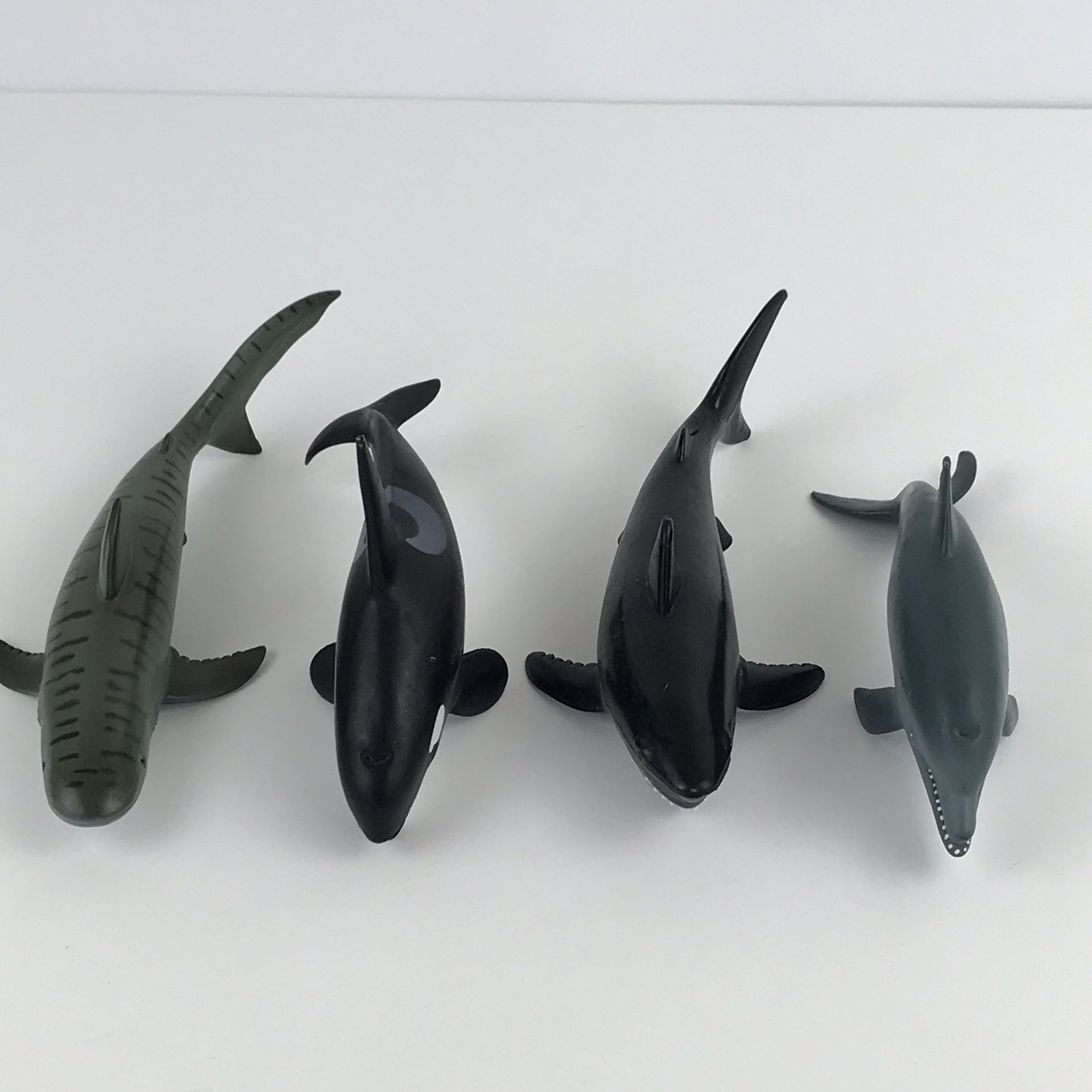 Playvision PV Marine Life Toys Bathtub Animals Whales Dolphins 14 Animals