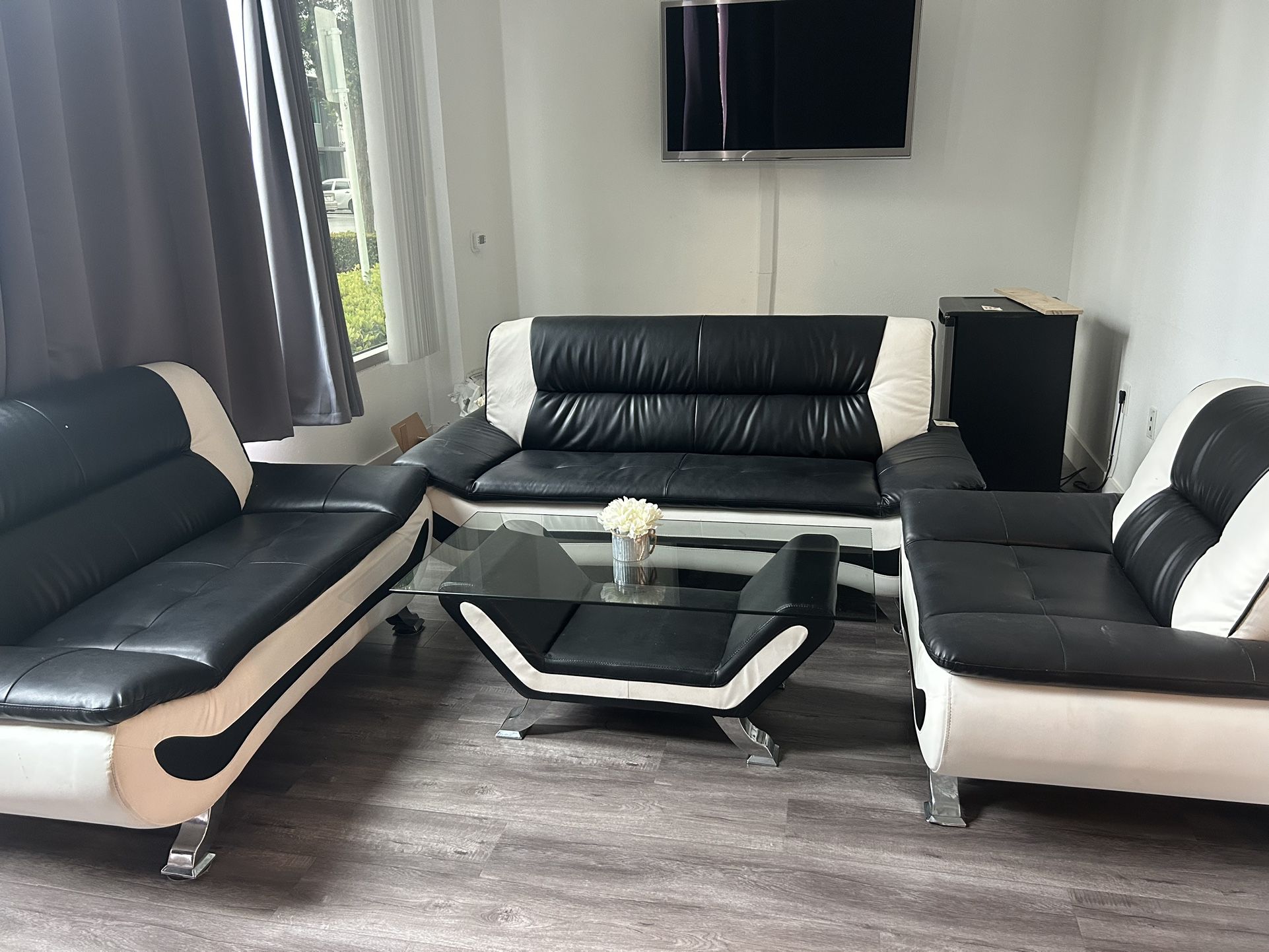 Modern Black & White Leather Sofa Set - 3 Pieces + Glass Coffee Table