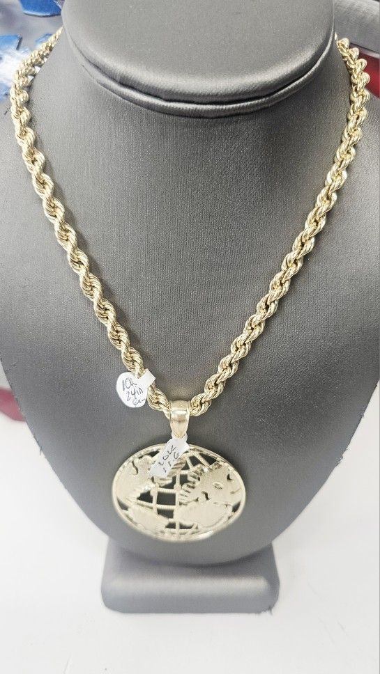 10k Semi Hollow 24inch 6mm Chain And 10k Pendant
