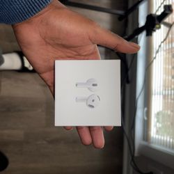 APPLE AIRPOD 4